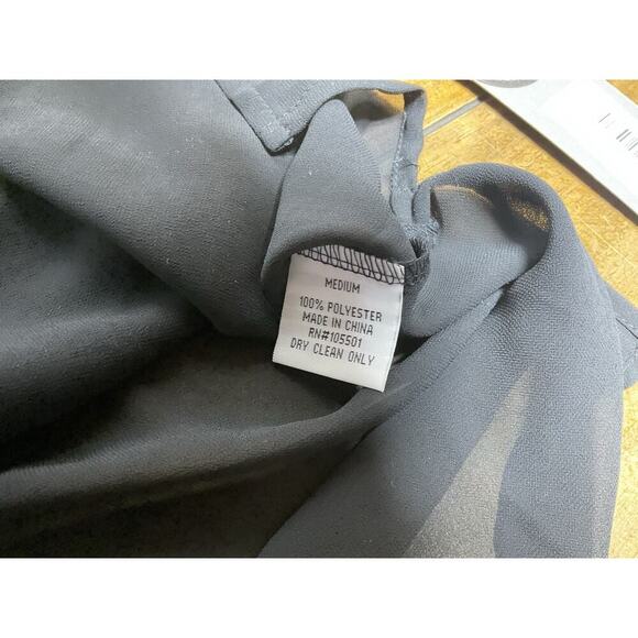 Double D Ranch Ruffled Tuxedo Button-Up Long Sleeve Blouse Medium NWT - Picture 13 of 15